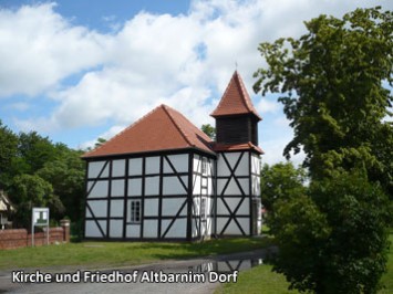 Kirche-und-Friedhof-Altbarnim-Dorf